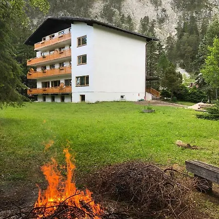 Karwendel-lodge