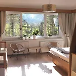 Karwendel-lodge Апартаменты *