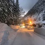 Karwendel-lodge Шарниц