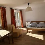 Karwendel-lodge Шарниц